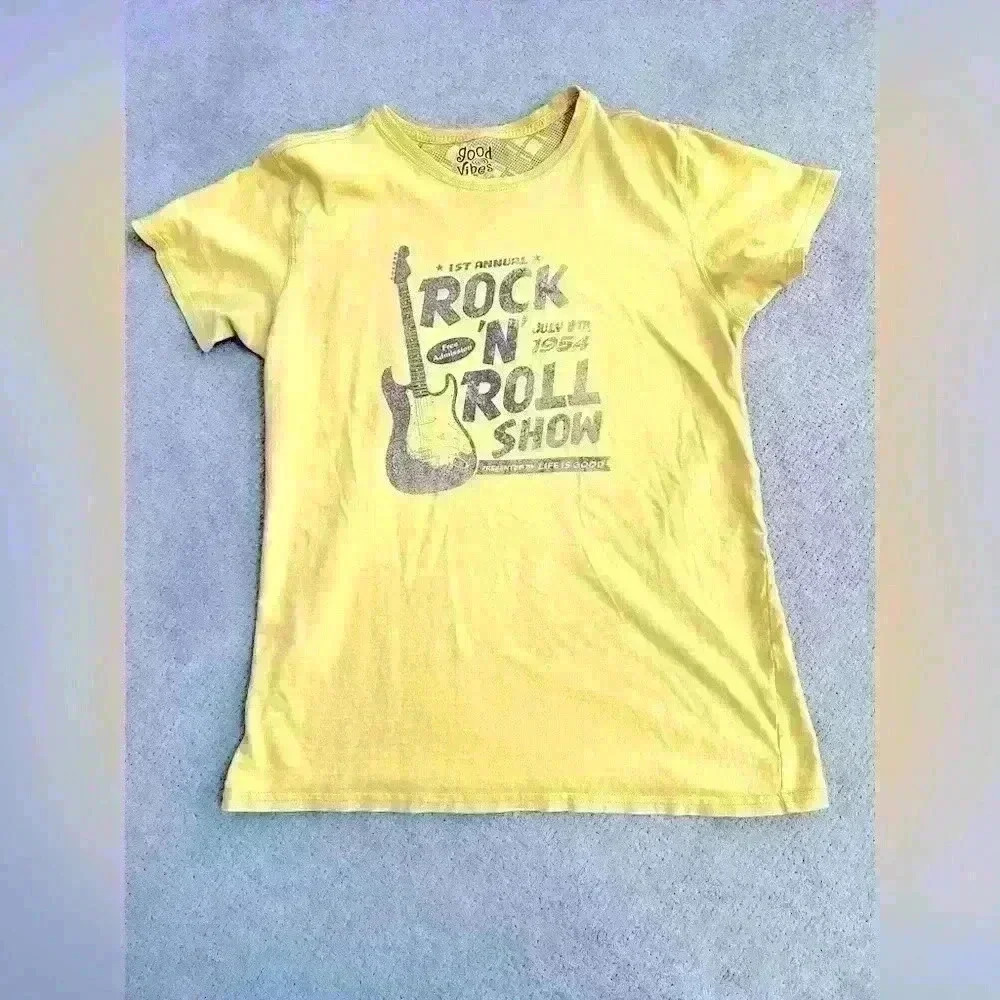 Life is Good Good Vibes Rock N’ Roll Men’s Small Yellow Cotton Shirt Sleeve Tee